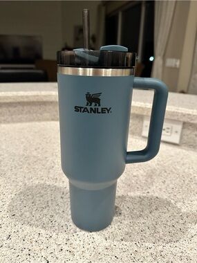 Stanley Blue Travel Mug with Handle and Clear Lid